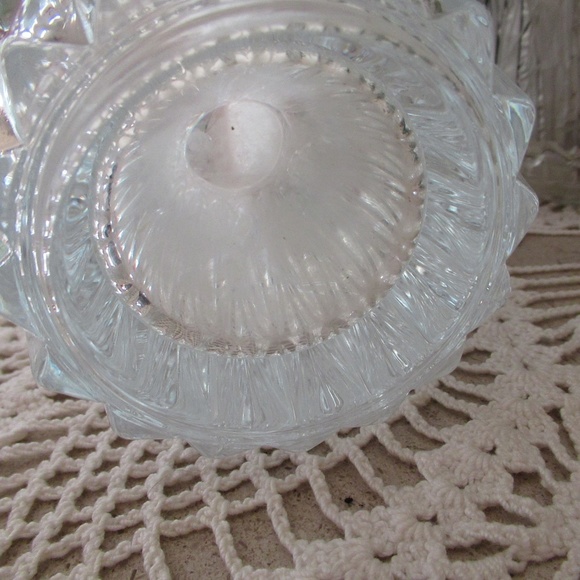 Mikasa Lead Crystal Vase - Picture 5 of 10